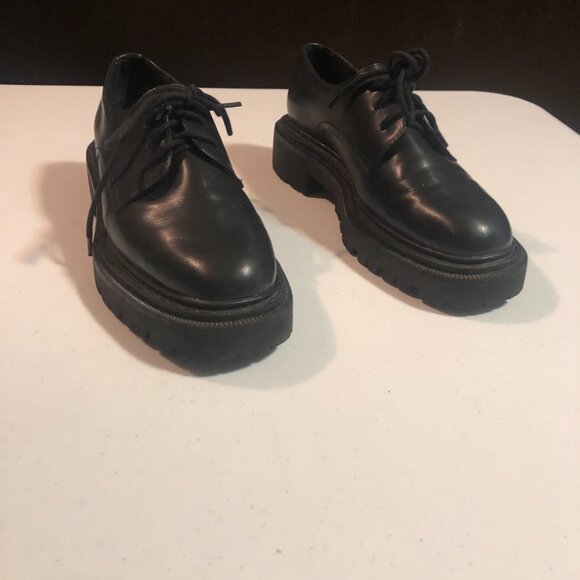 H&M Black Leather Lace-Up Shoes - Picture 2 of 8